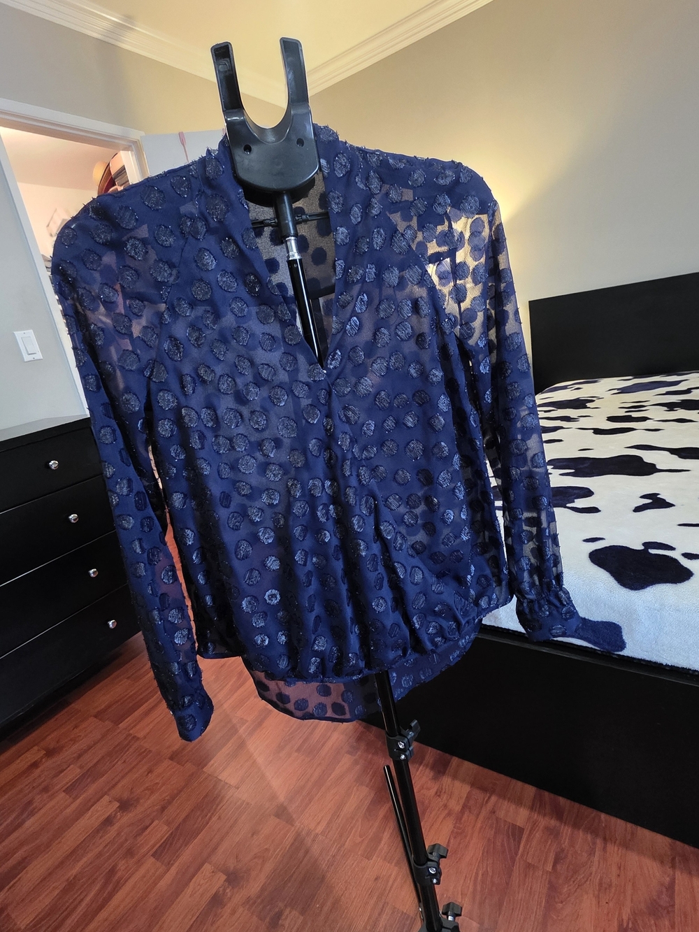 Jennifer Lopez Navy Sheer Dot-Texture Long Sleeve Blouse